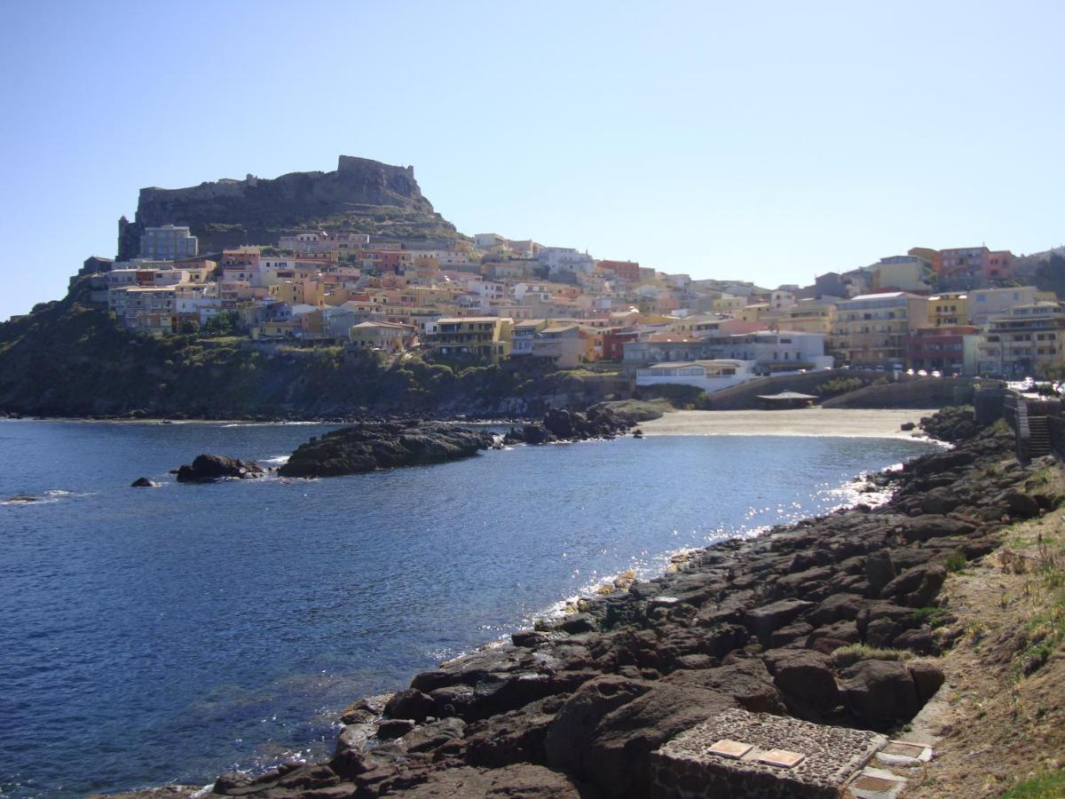 Mi Casa El Mar! Grazioso Attico 400 Mt Alla Spiaggia E Al Centro Кастельсардо Екстер'єр фото