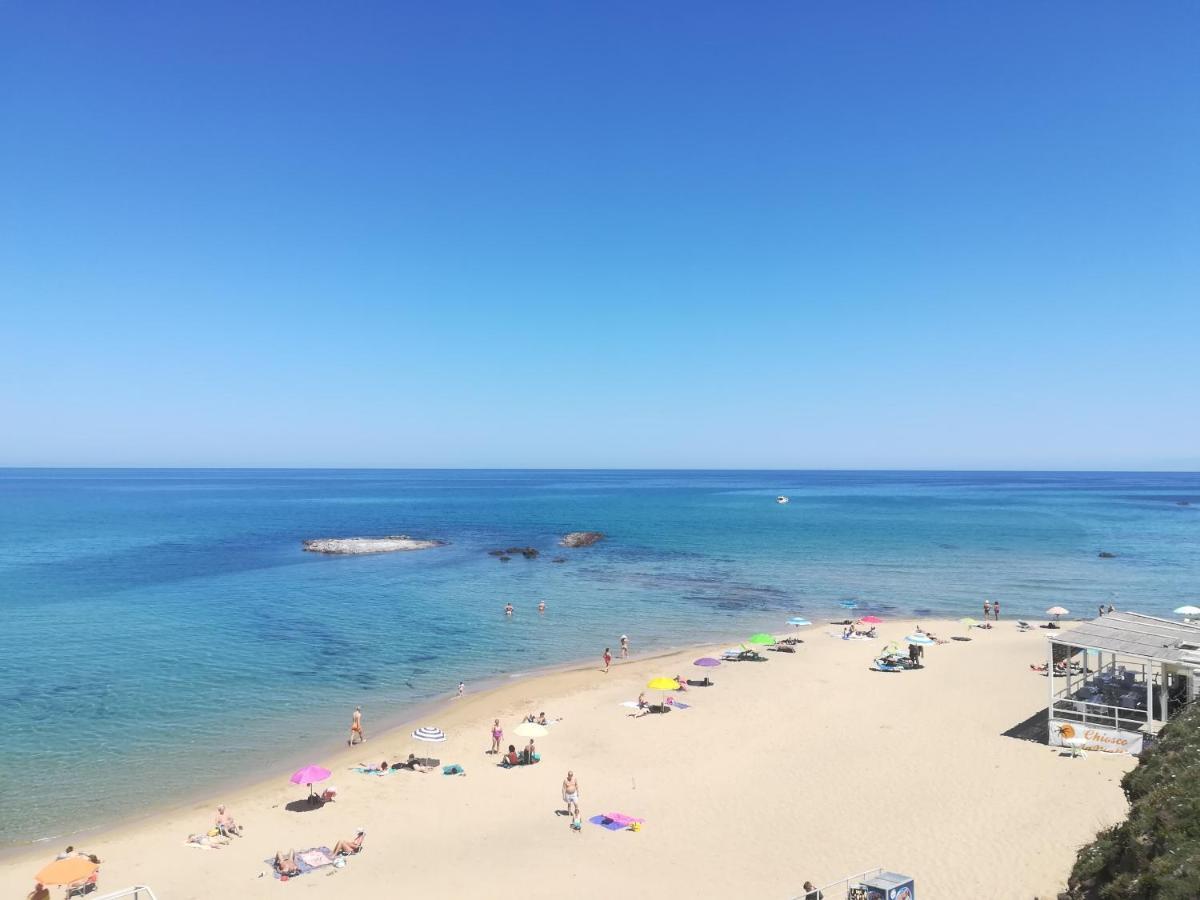 Mi Casa El Mar! Grazioso Attico 400 Mt Alla Spiaggia E Al Centro Кастельсардо Екстер'єр фото